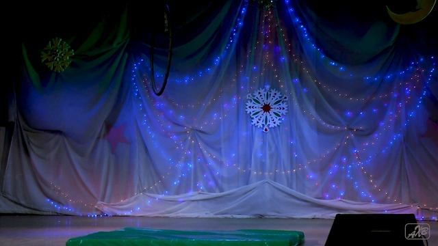 Центр воздушной гимнастики и акробатики «Fly&Dance» . Руководитель — Анжелика Ефимова. г.Мариуполь. смотреть онлайн