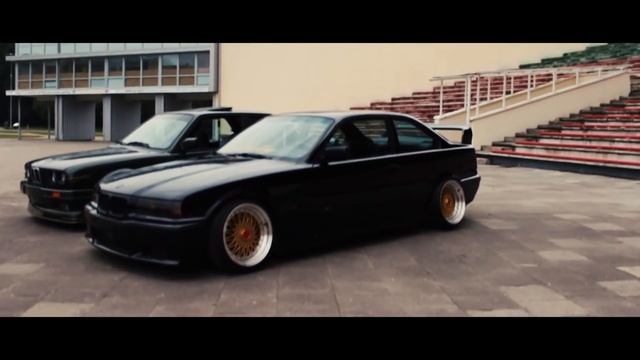 Alpina C2 E30 & BMW E36 Stance смотреть онлайн