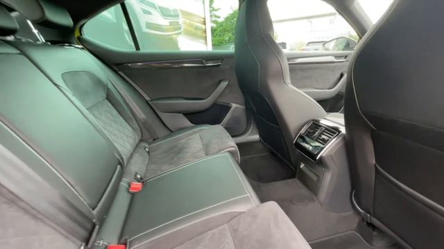 SKODA Superb 2.0 TDI SCR (190ps) 4X4 SportLine DSG 5D HB KR68KVT смотреть онлайн