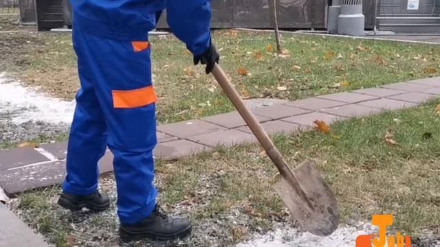Уборка территории парка смотреть онлайн