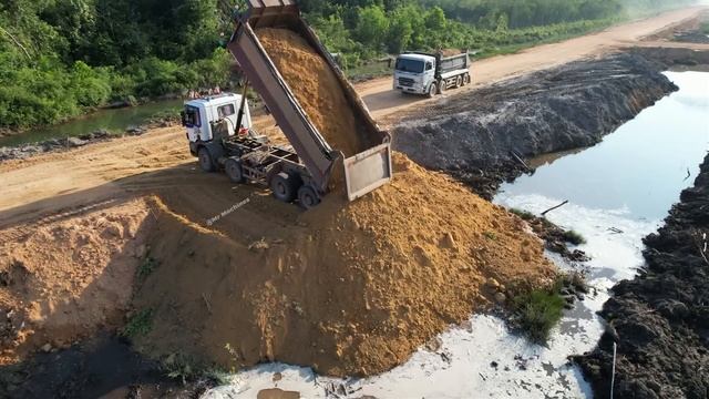 Part 4| New Road Construction Building In Forestry 95% Achieve Connecting Bulldozer & Dump Truck смотреть онлайн