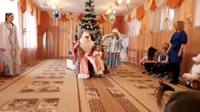 Утренник группа 1 д/с 353 (продолжение)