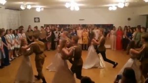 Танец мы Эхо