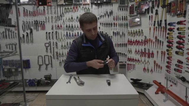 Как открутить прикипевшую гайку - обзор гайколома