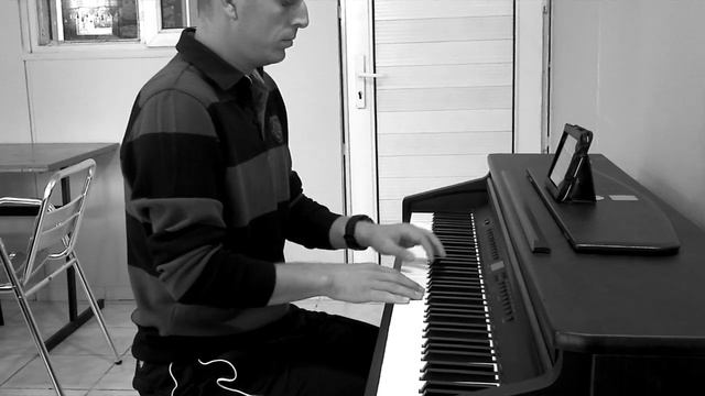 evgeny grinko Вальс on piano By Burak смотреть онлайн