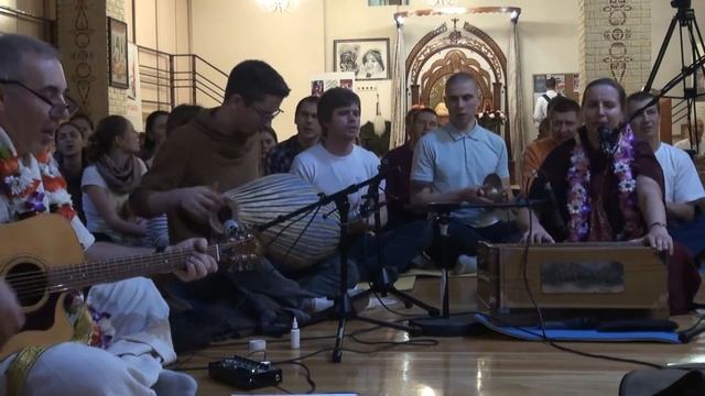 Киртан Гаури и Медини Пати. Храм Кришны. Москва. смотреть онлайн