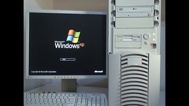 Windows XP Pro Startup in the Year 2021 with PC Chieftec Dragon Celeron 2.40Ghz Socket 478 - Review смотреть онлайн