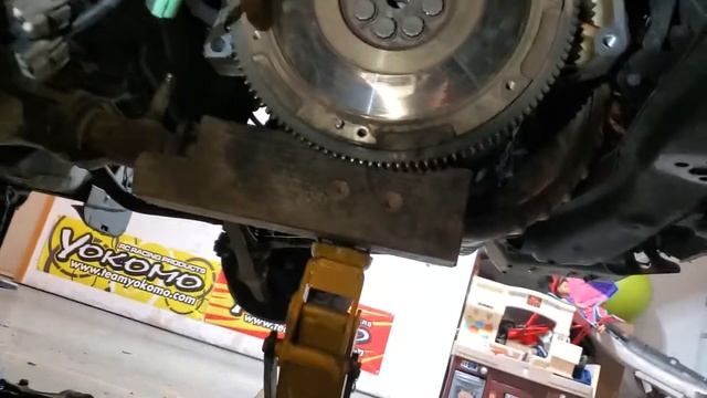 MANUAL TRANSMISSION GOES IN!!! 5 SPEED SWAP!! 94 Honda Accord EX смотреть онлайн