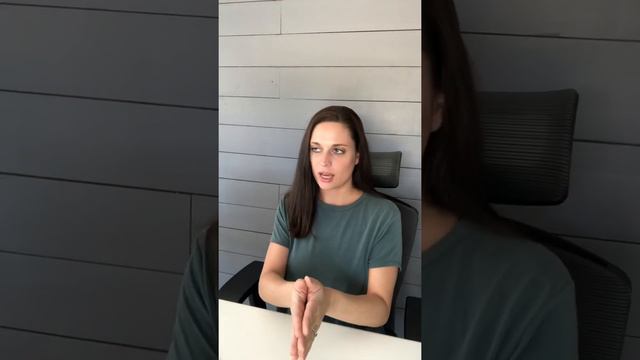 How to comment on a LinkedIn post as your business page - explained. смотреть онлайн