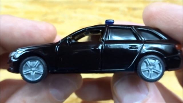 "SIKU 6306 VIP SET EINSATZKOMMANDO (LIMITED EDITION) MIT BMW X5, Audi A4 & BMW 545i" смотреть онлайн