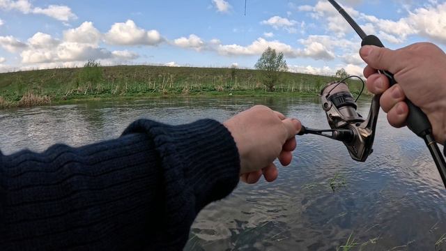 Открытие рыболовного сезона. По перекатам в поиске рыбы. смотреть онлайн