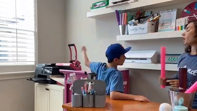 Name that Silhouette Tool! Testing Blake's Silhouette Knowledge смотреть онлайн