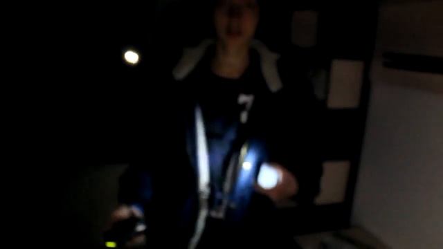 24|ночь в закрытом ТЦ + бежим от ментов смотреть онлайн