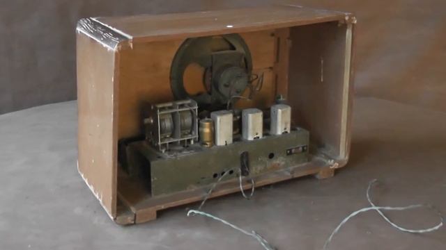 Радиоприемник Электросигнал-3 СССР 1947 г смотреть онлайн