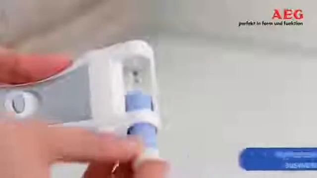 Ролликовая Электропемза Callus Free смотреть онлайн