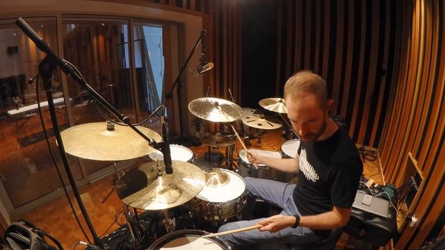 Arthur Hnatek - Levitation 21 - Actual Studio Footage (from Tigran Hamasyan's "The Call Within") смотреть онлайн