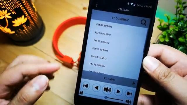 Nia-Q8 Bluetooth Headphones смотреть онлайн