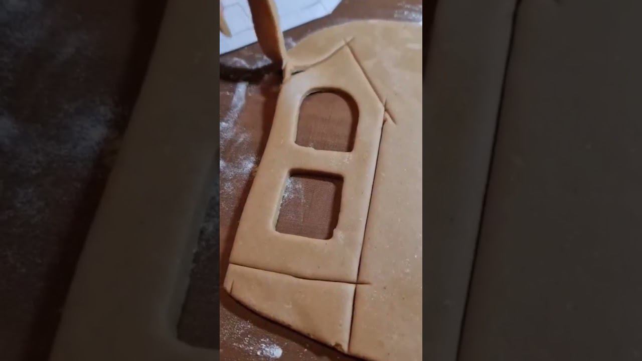 Простой совет - как вам облегчить создание пряничного домика ⬇️(текст в комментариях) смотреть онлайн