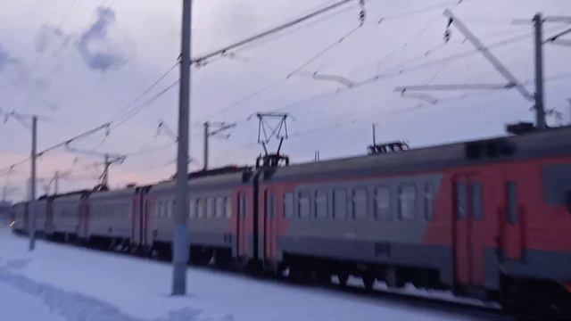 Электропоезд ЭД4М-0331 сообщением Чулымская-Новосибирск-главный смотреть онлайн