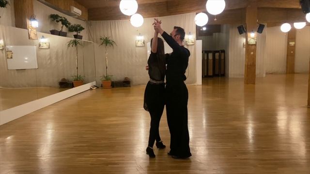 Rumba - Curs online pentru Intermediari la Loga Dance School (Ianuarie - Martie 2022) смотреть онлайн