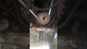 Как снять шестерню коленвала Део Ланос 1.5 литра.mp4