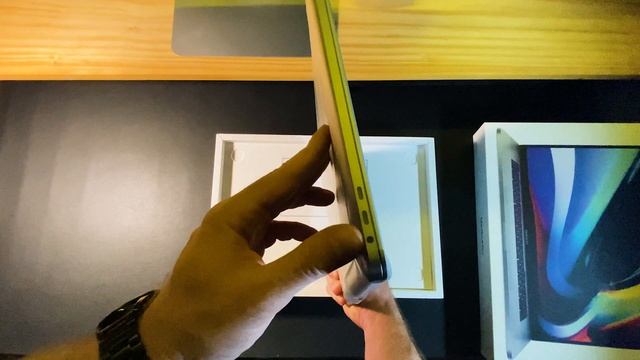 Macbook Pro Intel 16 Polegadas - Unboxing