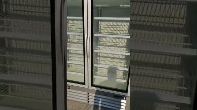 THREE GLASS DOOR FREEZER, PRIMA 3DF смотреть онлайн