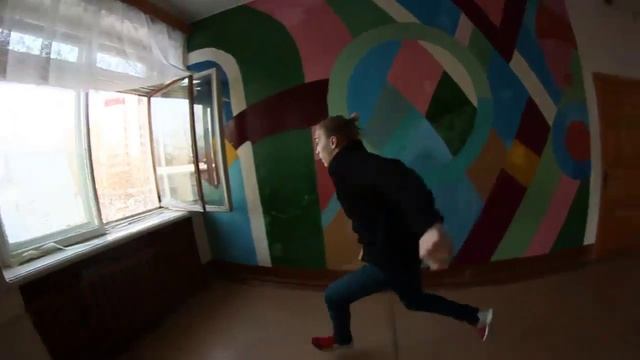 Падение с третьего этажа! (не монтаж) смотреть онлайн