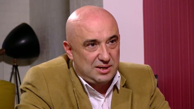 VO CENTAR Мiѕtеrijаtа na 8 Septemvri смотреть онлайн