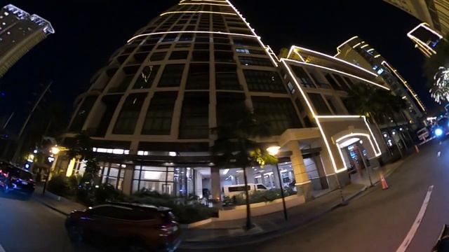 Geely Coolray Night Stroll смотреть онлайн
