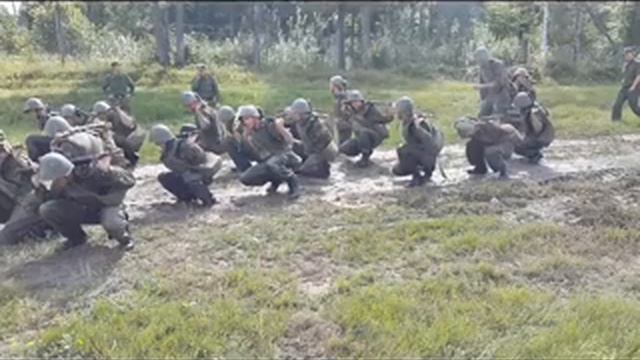 ОЛИВКОВОЙ БЕРЕТ | ВОЕННОСЛУЖАЩИЕ СДАЮТ НОРМАТИВЫ | ВОЙСКОВАЯ ЧАСТЬ 22277 смотреть онлайн