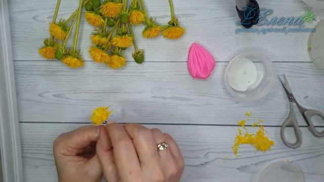 Цветы одуванчиков из холодного фарфора! МК Одуванчик.?.mp4 смотреть онлайн