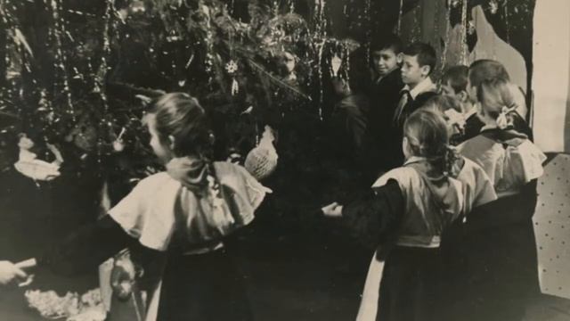 Новогодняя музыка Валерий Миляев, стихи Людмила Иванова, Елена Камбурова смотреть онлайн