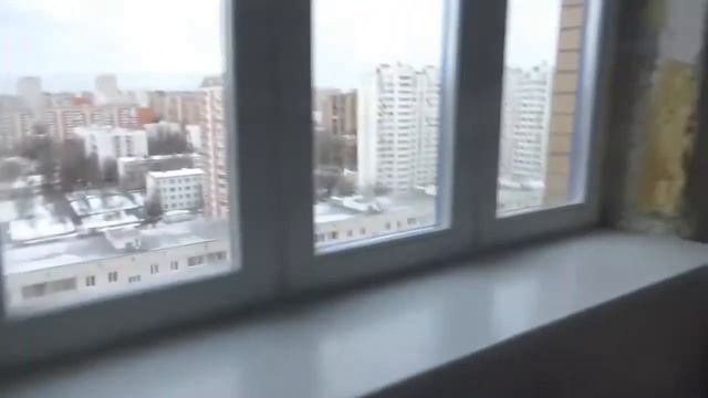 деревянные конструкции с лентами