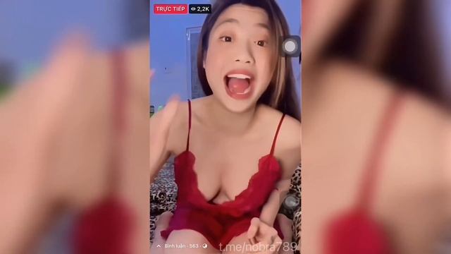 Trương Thị Ngọc Nhi | Live Stream Bán Hàng 18 Cộng Cực Hấp Dẫn Phần 3 - 6h30 Chill смотреть онлайн