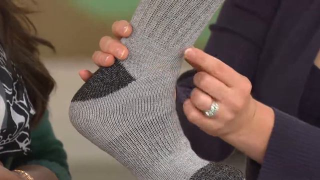 Catawba Set of 3 Merino Wool Blend Socks w/Gift Box with Carolyn Gracie смотреть онлайн