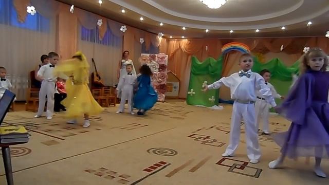 Утренник 8 марта 2013 Алчевск Гнездышко гр 7 смотреть онлайн