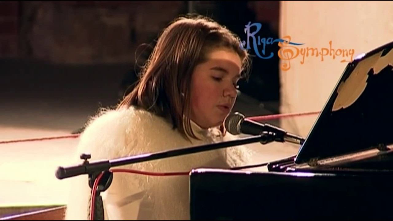 Лариса Григорьева «Непоседы» - I will be home for Christmas (Riga Symphony, 02/12/2016) смотреть онлайн