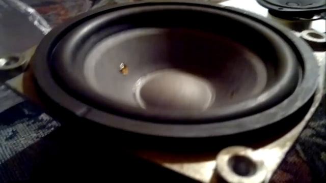 Тест 25-ГДН (30 ватт, 4 ома) (усилитель на TDA 7384 4x45 ватт) смотреть онлайн