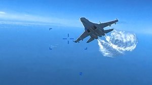 Пентагон показал видео сближения Су-27 и MQ-9 над Черным морем / События на ТВЦ