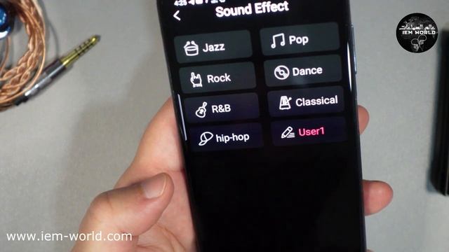 Fiio BTR7 مراجعة لواحد من أفضل أجهزة الـ DAC/AMP المحمولة // عالم السماعات смотреть онлайн