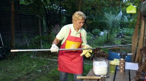 КАК СОГНУТЬ АЛЮМИНИЕВУЮ ТРУБУ голыми руками // Гнём трубу с помощью подручных средств