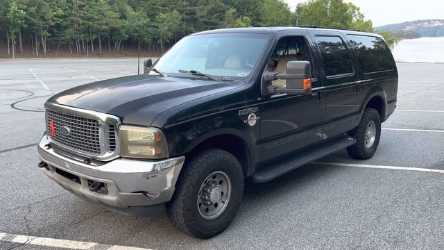 New Family Hauling Tow Vehicle - '00 Ford Excursion XLT смотреть онлайн