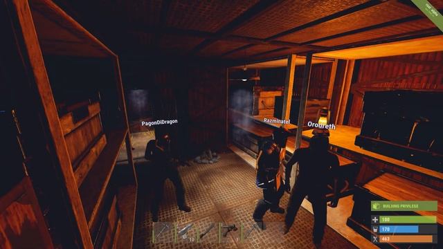 Noob Squad | Rust (История маски Олега, Гоша пришел, У Олега недовес, Готовимся к рейду) смотреть онлайн