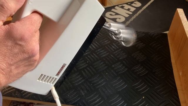 Philips HM 3040 - Rührgerät (Handmixer) - Damit wurde in den frühen 70ern z.B. Kuchenteig gerührt… смотреть онлайн