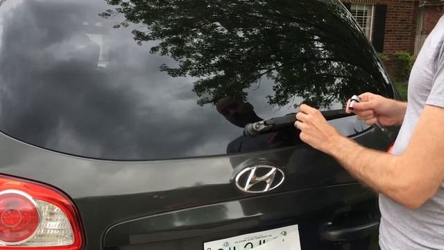 FIX REAR WINDSHIELD WIPER HANGING DOWN смотреть онлайн