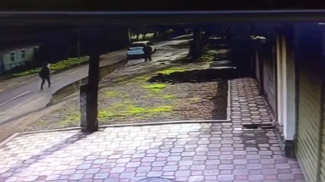 Пропал ребенок 12 лет украдин в городе кант люди в масках на автомобили на яндакс такс смотреть онлайн