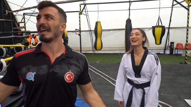 BOKS MAKİNESİNDE TÜRKİYE ŞAMPİYONLARIYLA KAPIŞTIM !!