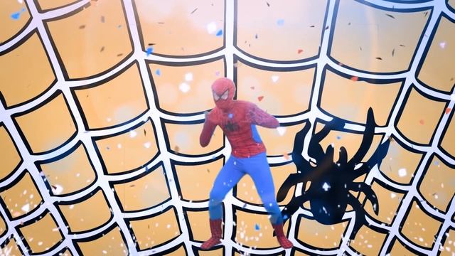 Grandfather pretends to take care of sick Yuni. indoor playground 핑크퐁 케어카트 놀이 - 로미유 Romiyu Vlog