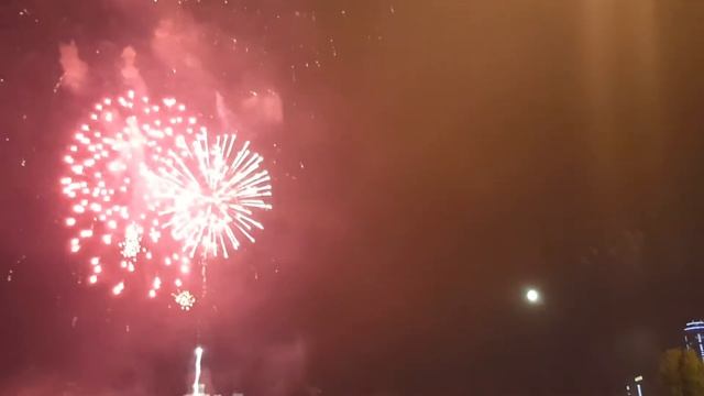 20 августа 2016. Салют в честь Дня города Екатеринбурга смотреть онлайн